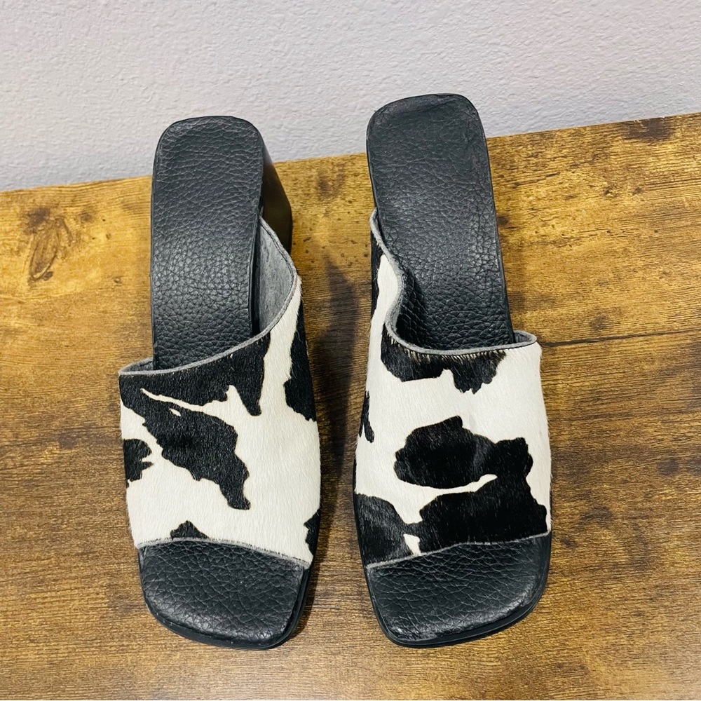 Valerie Stevens The Casey Cow Print Calf Hair Block Heel Sandals Size 8.5